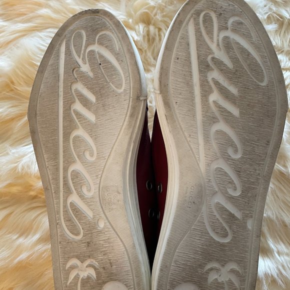 GUCCI RED LEATHER SNEAKERS WITH METAL LOGO!!!! - Picture 8 of 8